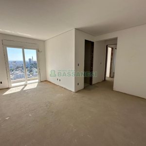 Apartamento com 110m², 3 dormitórios, 2 vagas, no bairro Petrópolis em Caxias do Sul para Comprar