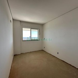 Apartamento com 110m², 3 dormitórios, 2 vagas, no bairro Petrópolis em Caxias do Sul para Comprar