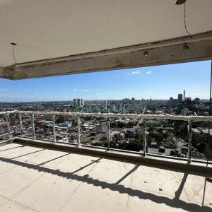 Apartamento com 110m², 3 dormitórios, 2 vagas, no bairro Petrópolis em Caxias do Sul para Comprar