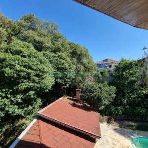 Casa com 650m², 3 dormitórios, 2 vagas, no bairro Santa Catarina em Caxias do Sul para Comprar