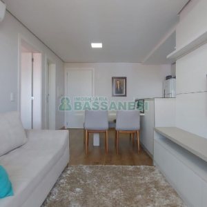 Apto Mobiliado com 49m², 1 dormitório, 1 vaga, no bairro Villagio Iguatemi em Caxias do Sul para Alugar