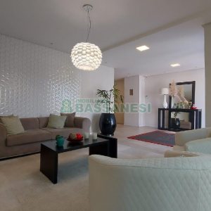 Apto Mobiliado com 49m², 1 dormitório, 1 vaga, no bairro Villagio Iguatemi em Caxias do Sul para Alugar