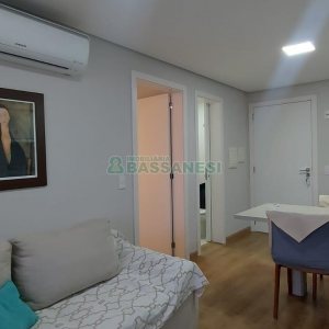Apto Mobiliado com 49m², 1 dormitório, 1 vaga, no bairro Villagio Iguatemi em Caxias do Sul para Alugar