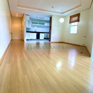 Apartamento com 116m², 3 dormitórios, 1 vaga, no bairro Charqueadas em Caxias do Sul para Comprar