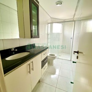 Apartamento com 116m², 3 dormitórios, 1 vaga, no bairro Charqueadas em Caxias do Sul para Comprar