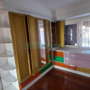 Casa com 240m², 6 dormitórios, 3 vagas, no bairro São Leopoldo em Caxias do Sul para Alugar