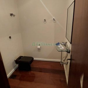 Casa com 240m², 6 dormitórios, 3 vagas, no bairro São Leopoldo em Caxias do Sul para Alugar