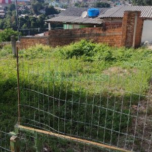 Terreno com 256m², no bairro Cidade Nova em Caxias do Sul para Comprar