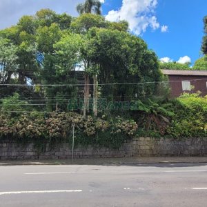 Casa, no bairro Centro em Caxias do Sul para Comprar