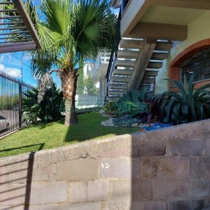 Casa com 260m², 3 dormitórios, 3 vagas, no bairro Santa Catarina em Caxias do Sul para Comprar