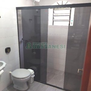 Casa com 260m², 3 dormitórios, 3 vagas, no bairro Santa Catarina em Caxias do Sul para Comprar