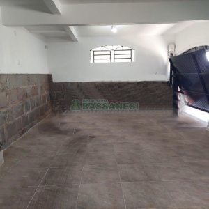 Casa com 260m², 3 dormitórios, 3 vagas, no bairro Santa Catarina em Caxias do Sul para Comprar