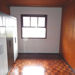 Casa com 180m², 4 dormitórios, 1 vaga, no bairro Lourdes em Caxias do Sul para Alugar