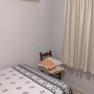 Casa com 125m², 3 dormitórios, 2 vagas, no bairro Desvio Rizzo em Caxias do Sul para Comprar