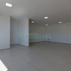 Sala com 35m², 1 vaga, no bairro Santa Catarina em Caxias do Sul para Alugar