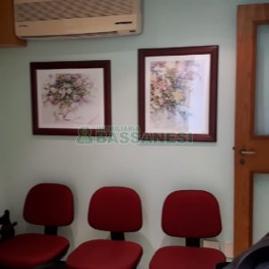 Sala com 58m², 1 vaga, no bairro São Pelegrino em Caxias do Sul para Comprar