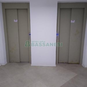 Apto Mobiliado com 49m², 2 dormitórios, 1 vaga, no bairro Bela Vista em Caxias do Sul para Alugar