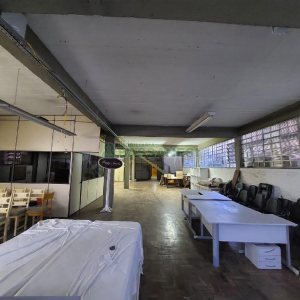 Pavilhão com 480m², no bairro Pio X em Caxias do Sul para Alugar