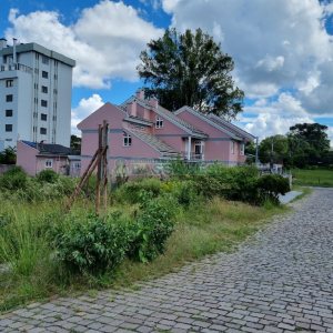 Terreno com 360m², no bairro Nossa Senhora da Saúde em Caxias do Sul para Comprar