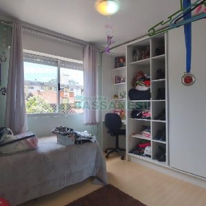 Apartamento com 88m², 3 dormitórios, 2 vagas, no bairro Pio X em Caxias do Sul para Comprar