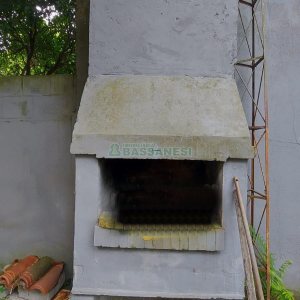 Casa com 340m², 3 dormitórios, 3 vagas, no bairro Panazzolo em Caxias do Sul para Comprar