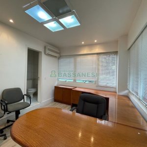 Loja com 92m², no bairro Jardim América em Caxias do Sul para Alugar