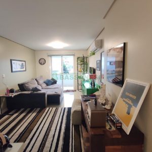 Apto Mobiliado com 86m², 2 dormitórios, 2 vagas, no bairro Cinqüentenário em Caxias do Sul para Alugar