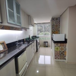 Apto Mobiliado com 86m², 2 dormitórios, 2 vagas, no bairro Cinqüentenário em Caxias do Sul para Alugar