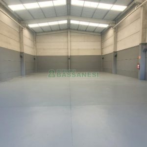 Pavilhão com 287m², no bairro Salgado Filho em Caxias do Sul para Alugar