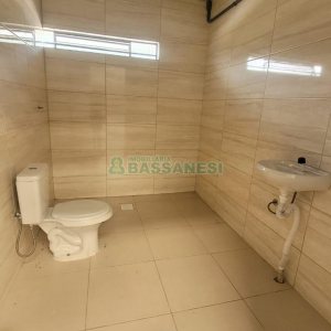 Pavilhão com 287m², no bairro Salgado Filho em Caxias do Sul para Alugar