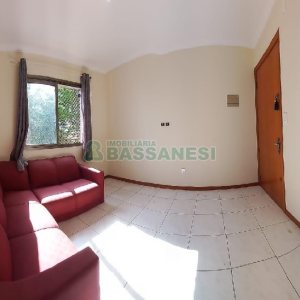 Apto Mobiliado com 65m², 2 dormitórios, 1 vaga, no bairro Petrópolis em Caxias do Sul para Alugar