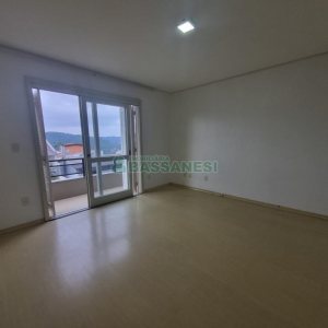 Apartamento com 110m², 3 dormitórios, 1 vaga, no bairro Cruzeiro em Caxias do Sul para Alugar