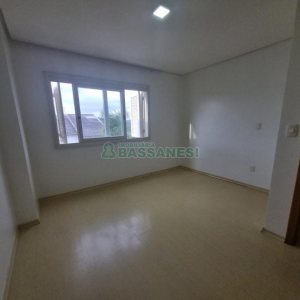 Apartamento com 110m², 3 dormitórios, 1 vaga, no bairro Cruzeiro em Caxias do Sul para Alugar