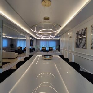 Apto Mobiliado com 304m², 3 dormitórios, 5 vagas, no bairro São Pelegrino em Caxias do Sul para Alugar