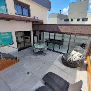 Apto Mobiliado com 304m², 3 dormitórios, 5 vagas, no bairro São Pelegrino em Caxias do Sul para Alugar