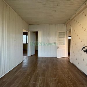 Casa com 180m², 3 dormitórios, 2 vagas, no bairro Rio Branco em Caxias do Sul para Comprar