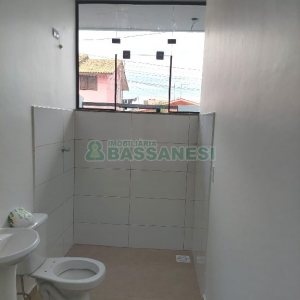 Pavilhão com 319m², no bairro Charqueadas em Caxias do Sul para Comprar