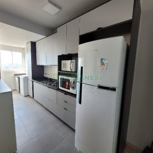 Apto Mobiliado com 55m², 2 dormitórios, 1 vaga, no bairro Panazzolo em Caxias do Sul para Alugar