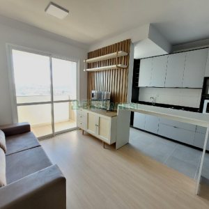 Apto Mobiliado com 55m², 2 dormitórios, 1 vaga, no bairro Panazzolo em Caxias do Sul para Alugar