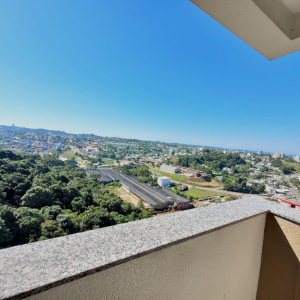 Apto Mobiliado com 55m², 2 dormitórios, 1 vaga, no bairro Panazzolo em Caxias do Sul para Alugar