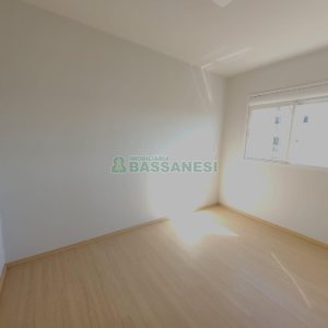 Apto Mobiliado com 55m², 2 dormitórios, 1 vaga, no bairro Panazzolo em Caxias do Sul para Alugar