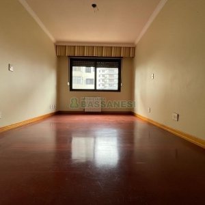 Apartamento com 260m², 2 dormitórios, 2 vagas, no bairro Centro em Caxias do Sul para Comprar