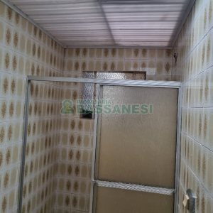 Casa com 180m², 5 dormitórios, no bairro Santa Catarina em Caxias do Sul para Comprar