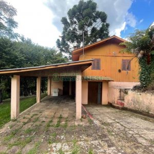 Chácara com 150m², 2 dormitórios, 1 vaga, no bairro Vila Seca em Caxias do Sul para Comprar