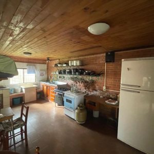 Chácara com 150m², 2 dormitórios, 1 vaga, no bairro Vila Seca em Caxias do Sul para Comprar