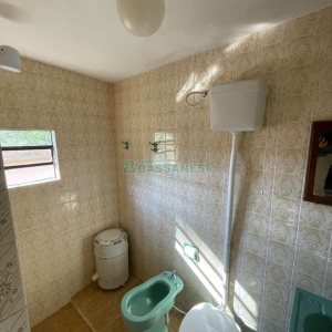 Chácara com 150m², 2 dormitórios, 1 vaga, no bairro Vila Seca em Caxias do Sul para Comprar