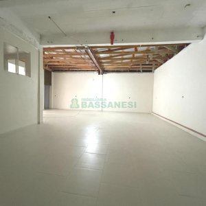 Loja com 251m², no bairro Centro em Caxias do Sul para Alugar