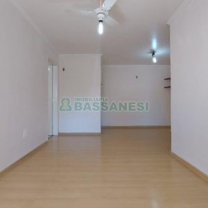 Apartamento com 72m², 2 dormitórios, 1 vaga, no bairro Centro em Caxias do Sul para Alugar