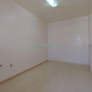 Apartamento com 72m², 2 dormitórios, 1 vaga, no bairro Centro em Caxias do Sul para Alugar