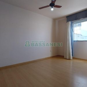 Apartamento com 72m², 2 dormitórios, 1 vaga, no bairro Centro em Caxias do Sul para Alugar